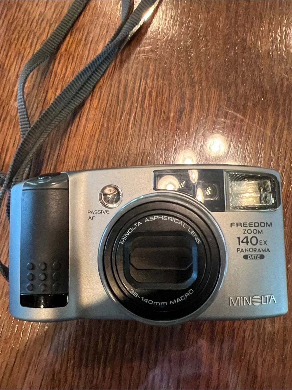 Minolta Freedom Zoom 140 EZ Panorama